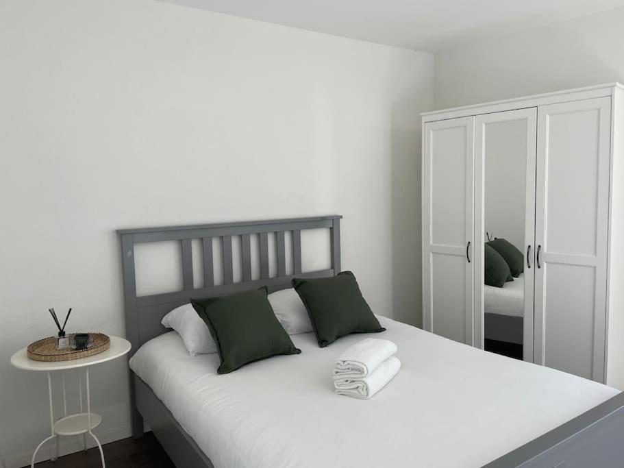 Апартаменты Proche Lausanne: Studio Bien Equipe Prilly Экстерьер фото