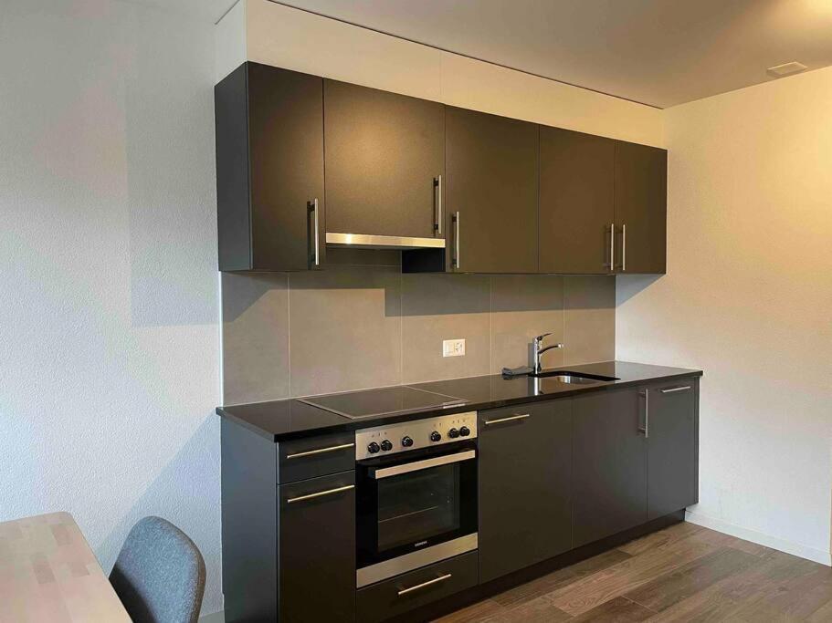 Апартаменты Proche Lausanne: Studio Bien Equipe Prilly Экстерьер фото